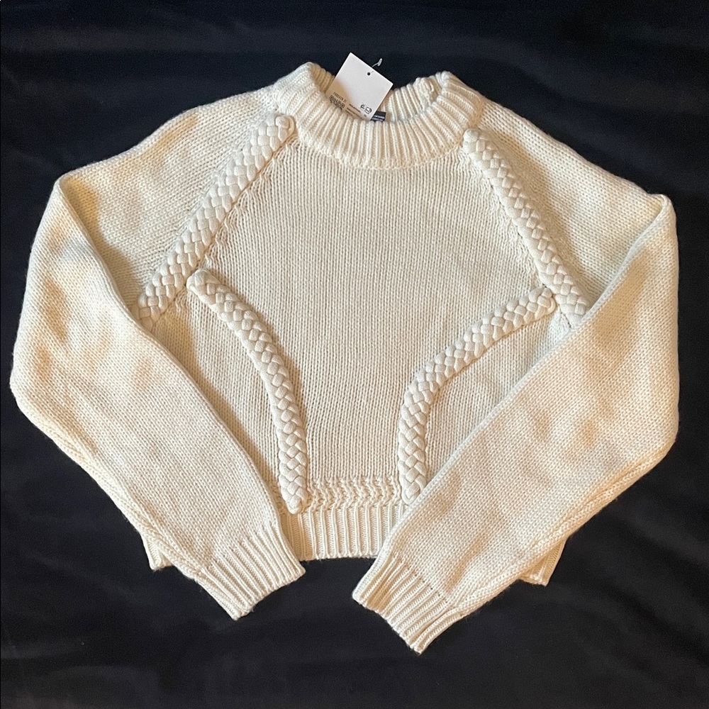 Forever 21 Cream Sweater Sz M NWT